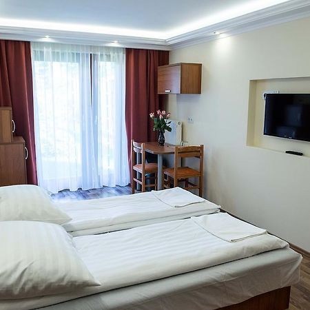 Bl.Apartmanhaz Ii. Szeged Exterior photo
